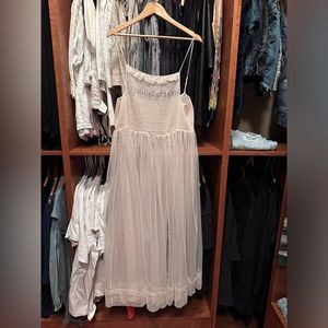 FREE PEOPLE - XL - maxi tulle slip dress (beige) - never worn (like new)